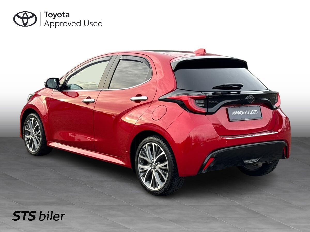 Billede af Toyota Yaris 1,5 Hybrid Elegant Panorama 116HK 5d Trinl. Gear
