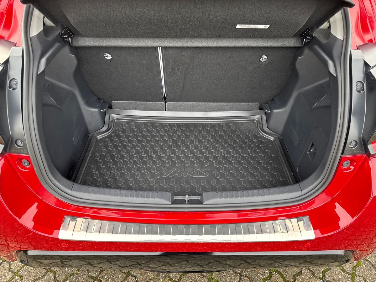 Billede af Toyota Yaris 1,5 Hybrid Elegant Panorama 116HK 5d Trinl. Gear