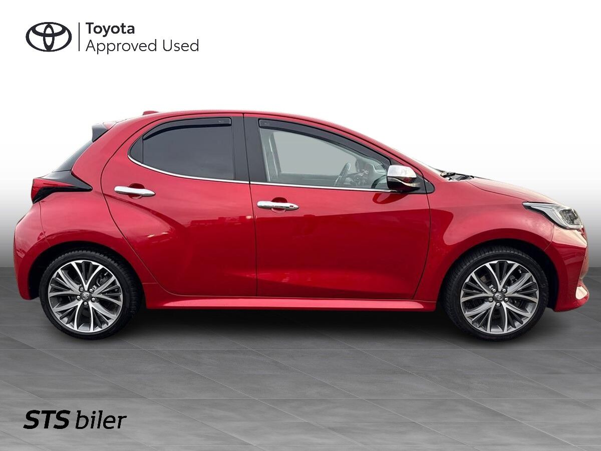 Billede af Toyota Yaris 1,5 Hybrid Elegant Panorama 116HK 5d Trinl. Gear