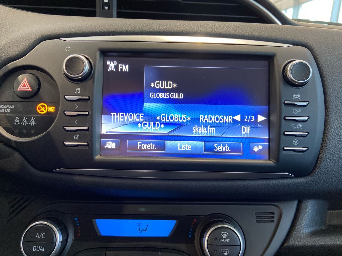 Billede af Toyota Yaris 1,5 VVT-I T2 Premium 111HK 5d 6g