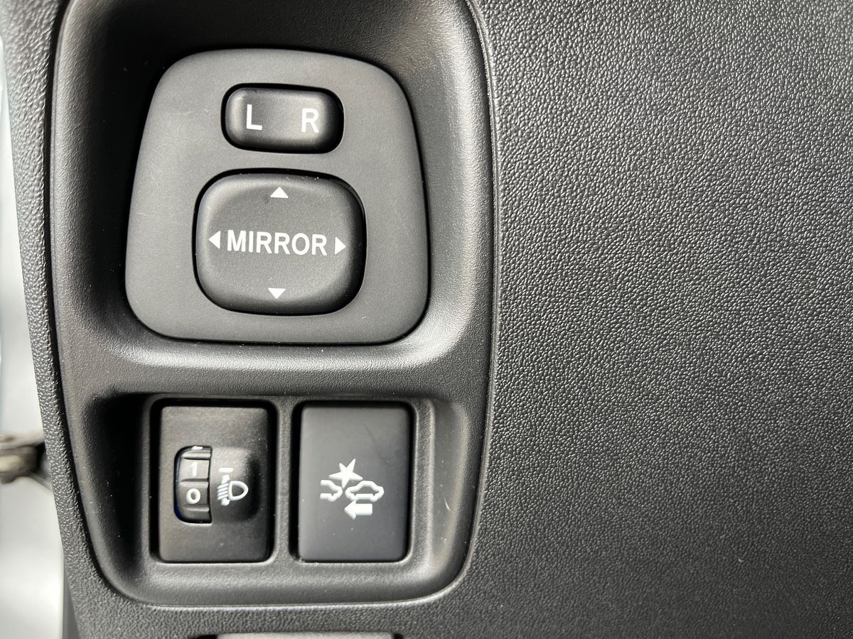 Billede af Toyota Aygo 1,0 VVT-I X-plore DAB+ Safety Sense X-Shift 72HK 5d Aut.