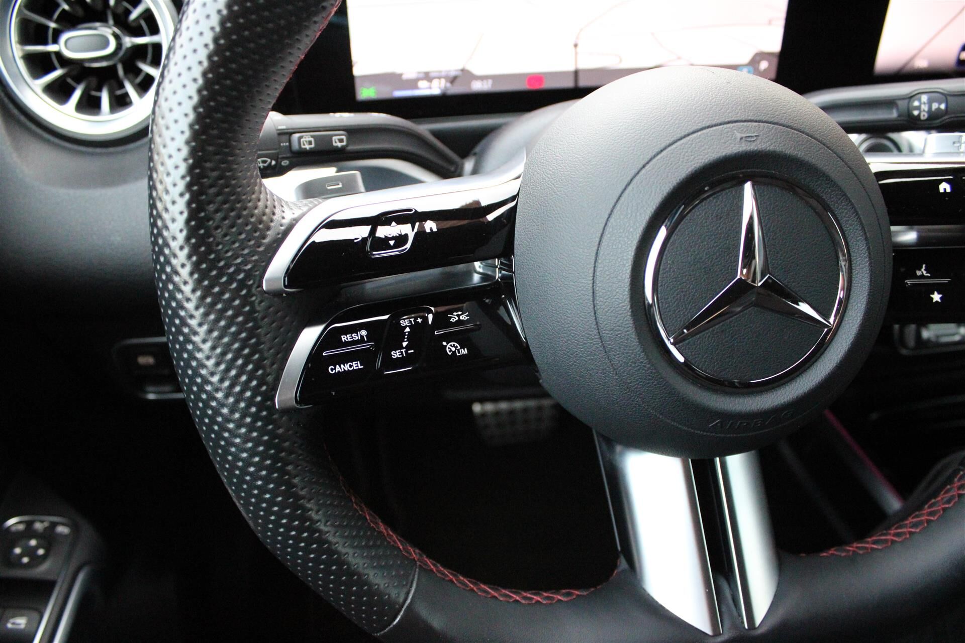 Billede af Mercedes-Benz EQB 250+ EL AMG Advance 190HK 5d Aut.