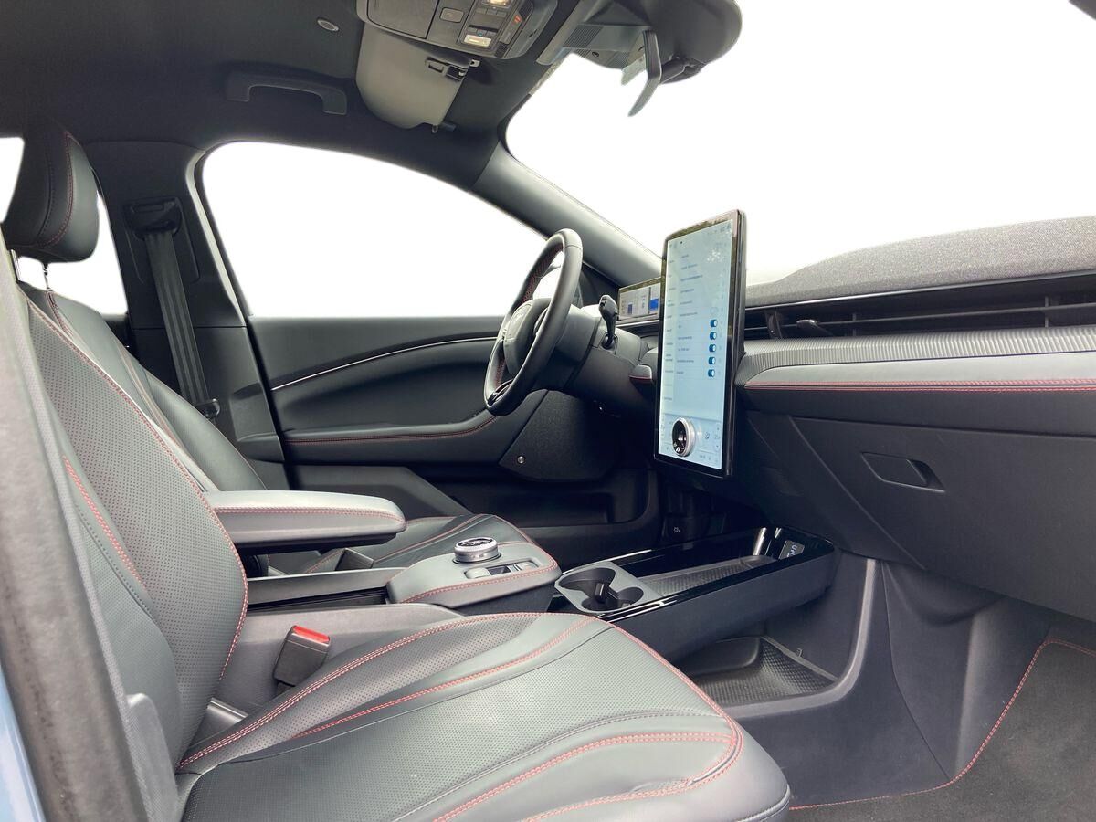 Billede af Ford Mustang Mach-E EL SR Premium AWD 269HK 5d Aut.