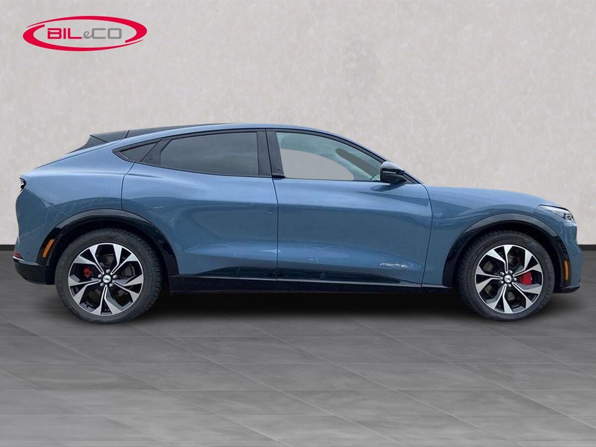 Billede af Ford Mustang Mach-E EL SR Premium AWD 269HK 5d Aut.