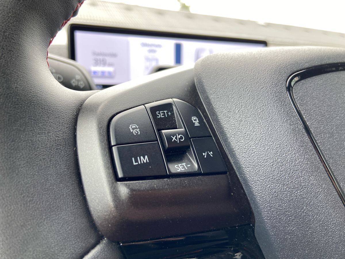 Billede af Ford Mustang Mach-E EL SR Premium AWD 269HK 5d Aut.