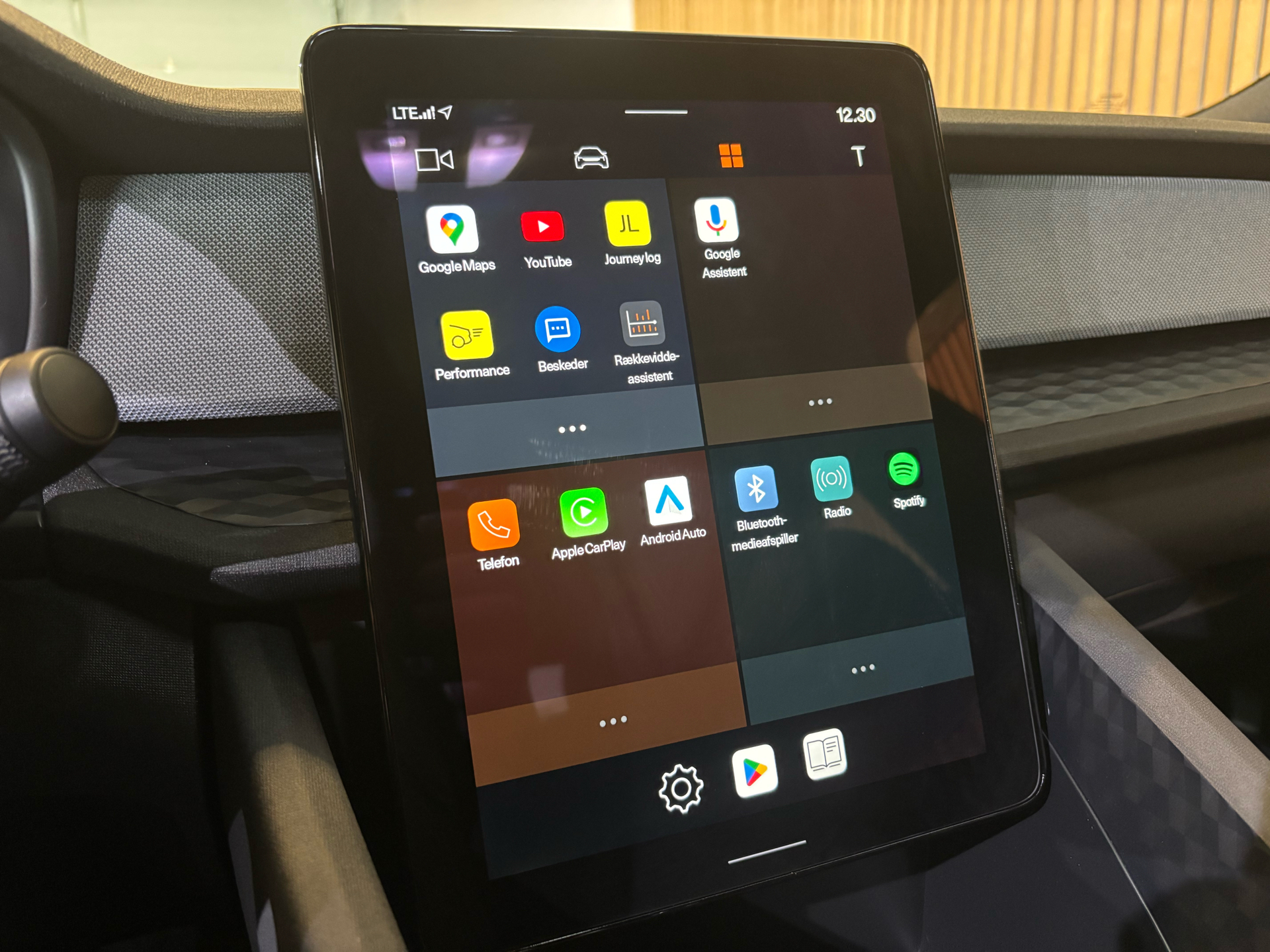 Billede af Polestar 2 EL Long range Single motor 231HK 5d Aut.