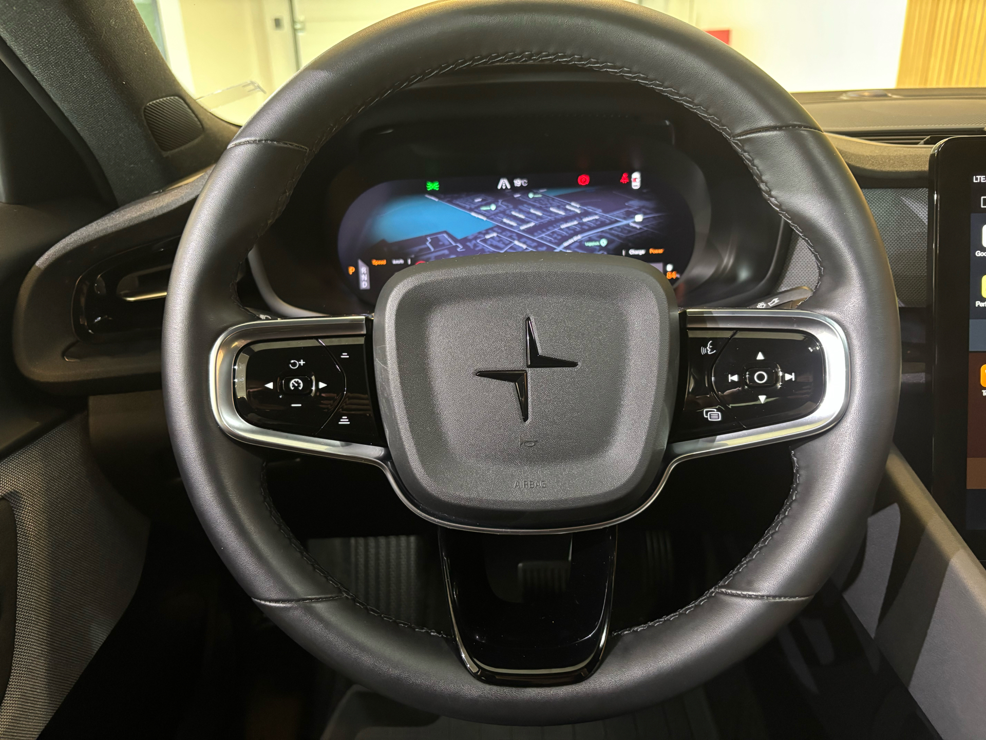 Billede af Polestar 2 EL Long range Single motor 231HK 5d Aut.