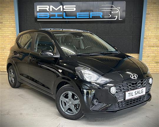 Hyundai i10 1,0 Essential 67HK 5d