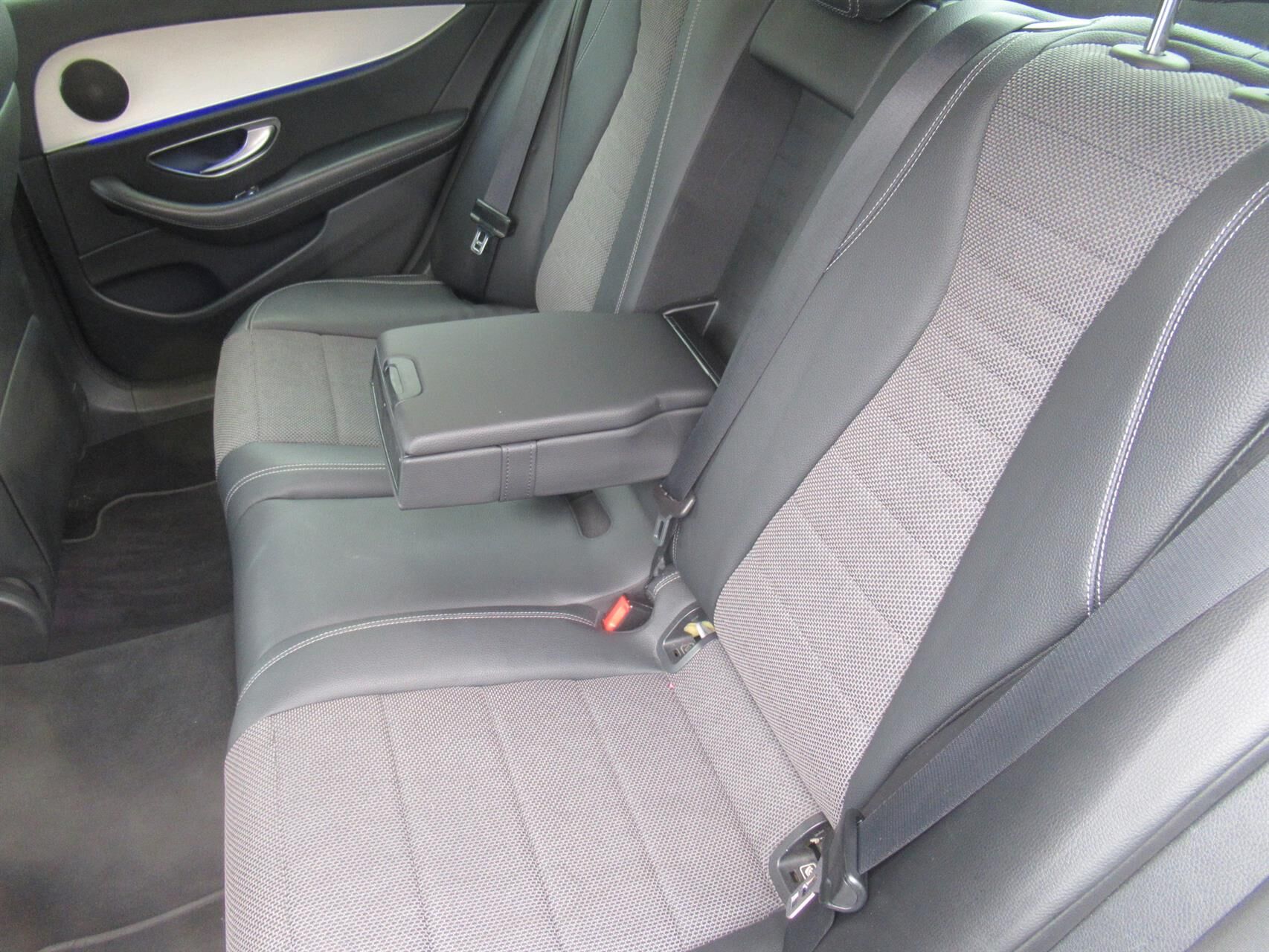 Billede af MERCEDES-BENZ E-klasse E 220 d sedan