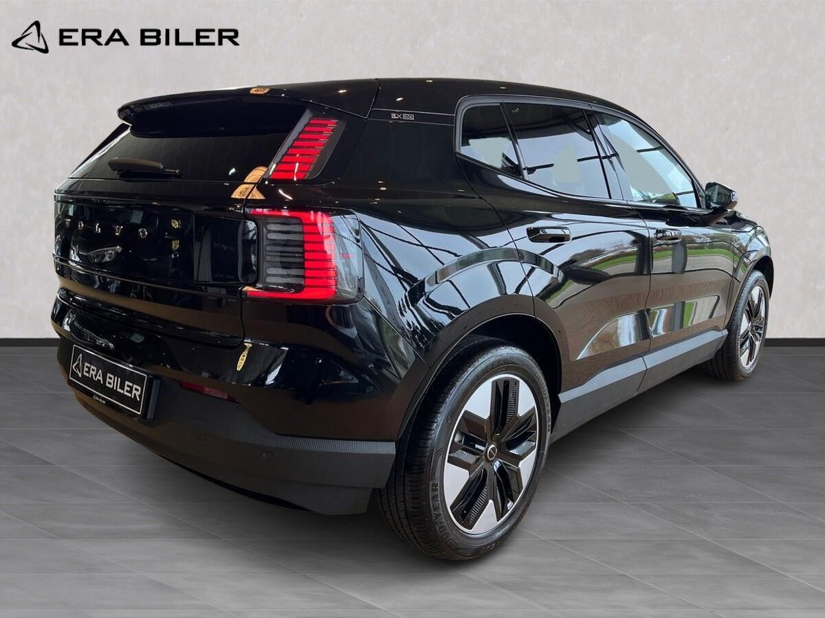 Billede af Volvo EX30 Single Motor Extended Range Core 272HK 5d Aut.