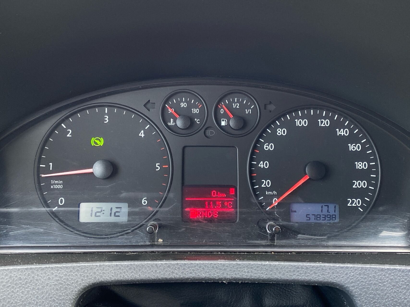 Billede af VW Caravelle Lang 2,5 TDI 130HK Aut.