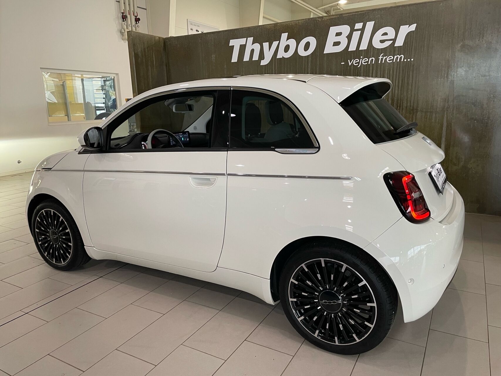 Billede af Fiat 500e EL La Prima 118HK 3d Aut.