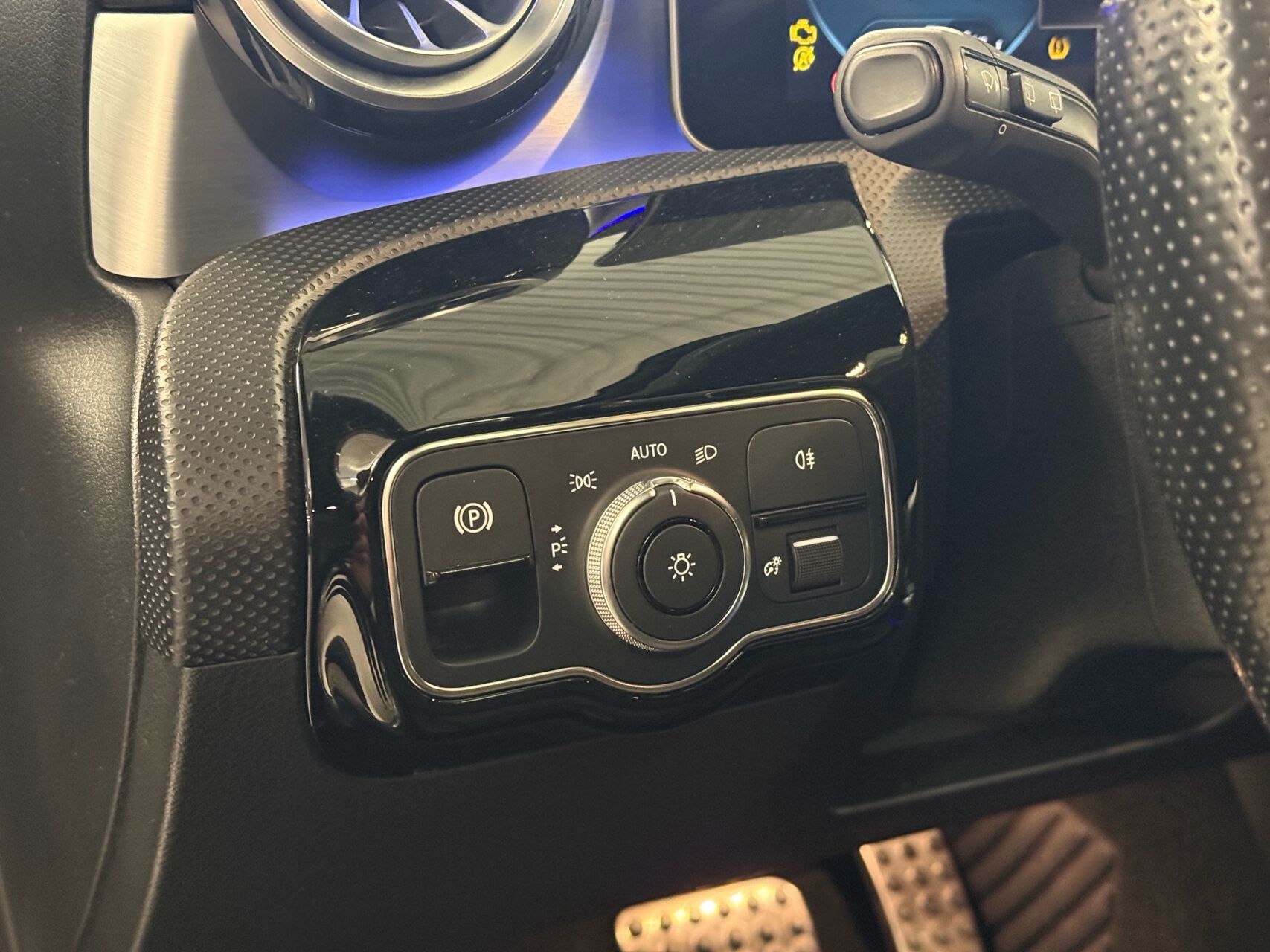 Billede af Mercedes-Benz A180 d 1,5 CDI AMG Line 7G-DCT 116HK 5d 7g Aut.