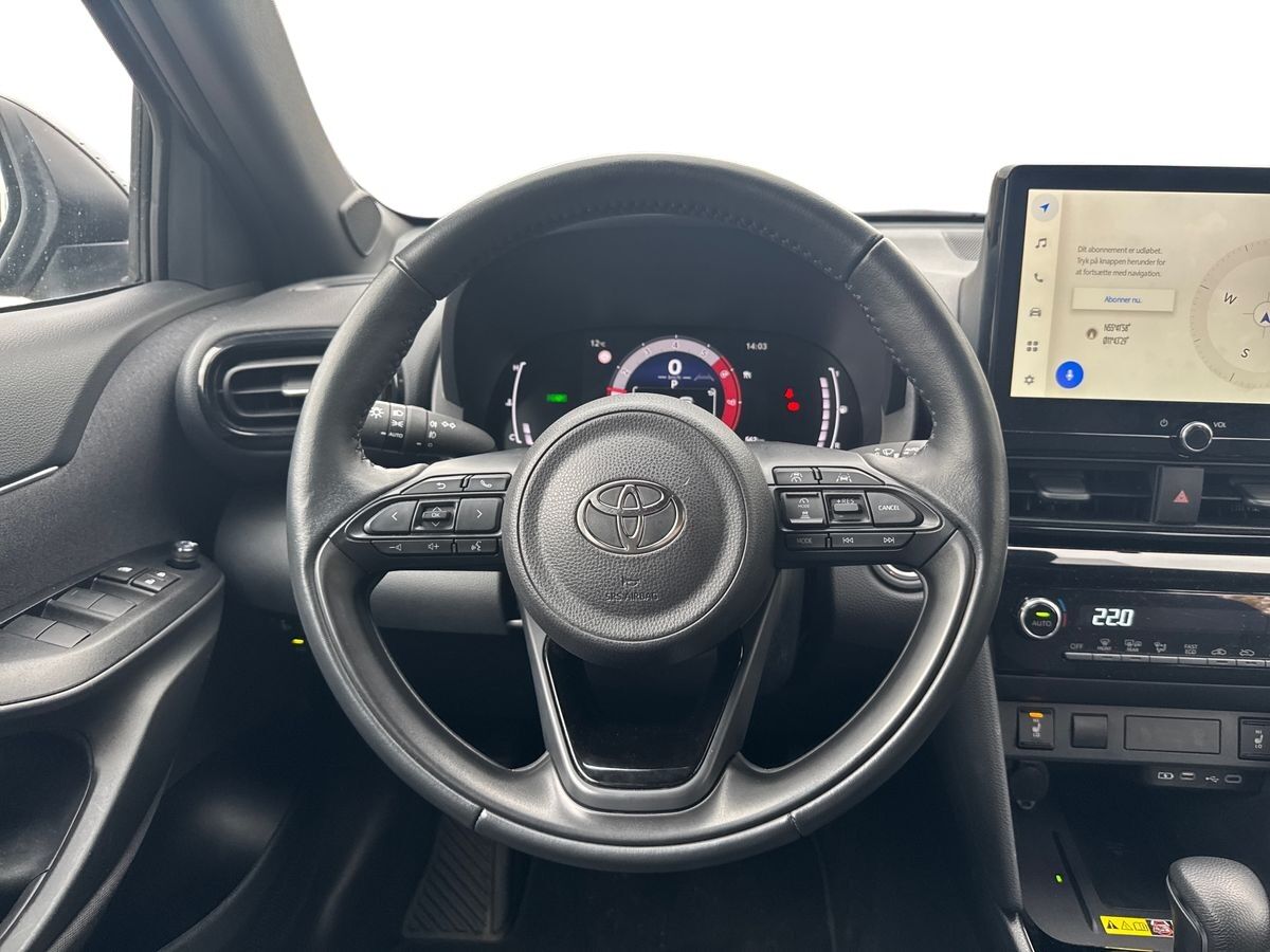 Billede af Toyota Yaris Cross 1,5 Hybrid Style Comfort 116HK 5d Trinl. Gear