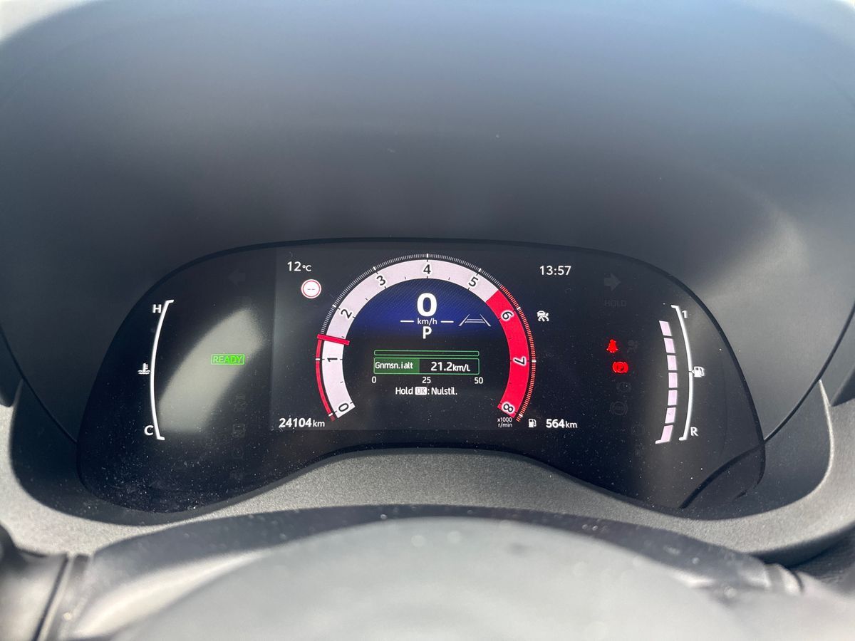 Billede af Toyota Yaris Cross 1,5 Hybrid Style Comfort 116HK 5d Trinl. Gear