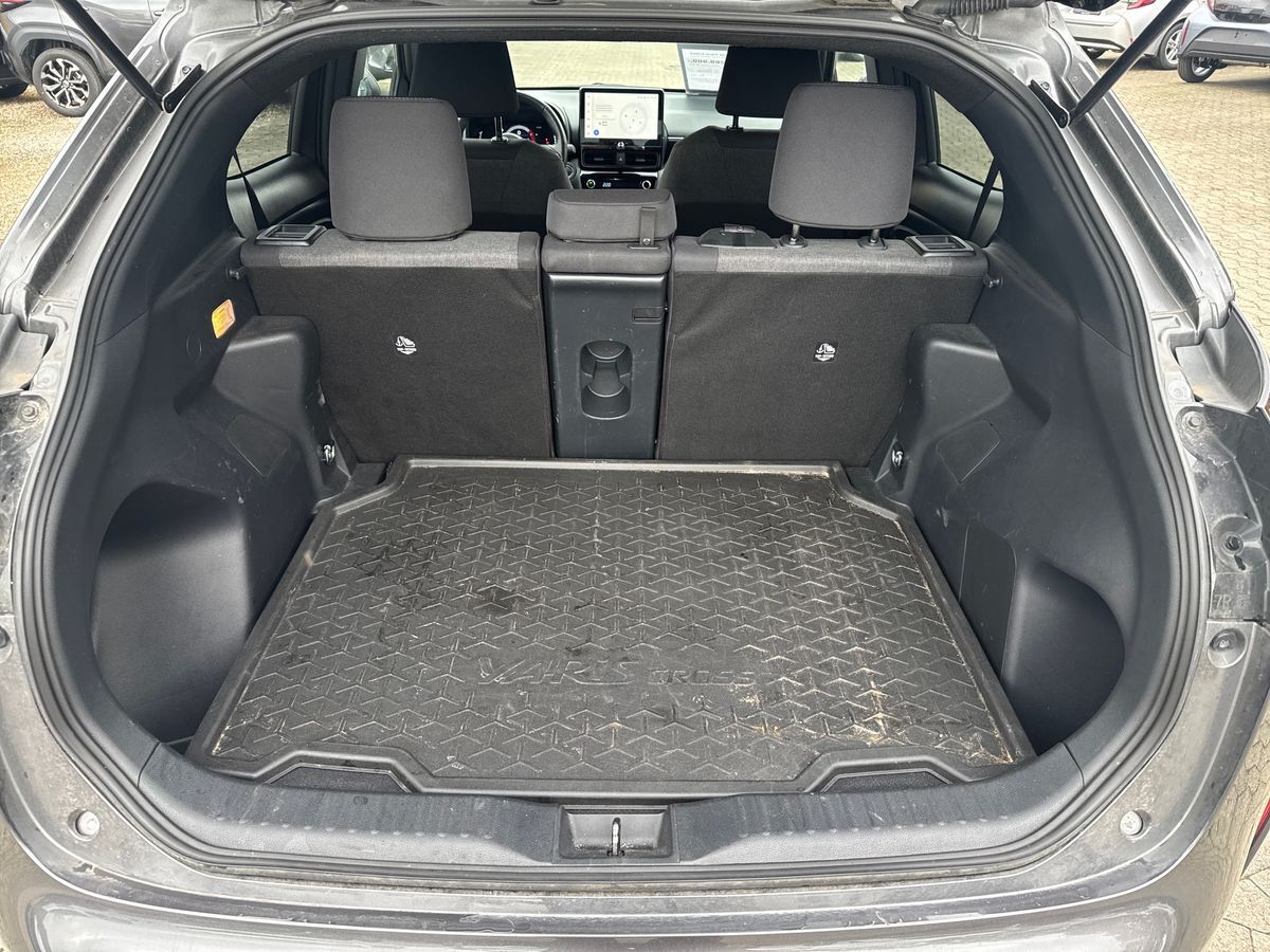 Billede af Toyota Yaris Cross 1,5 Hybrid Style Comfort 116HK 5d Trinl. Gear