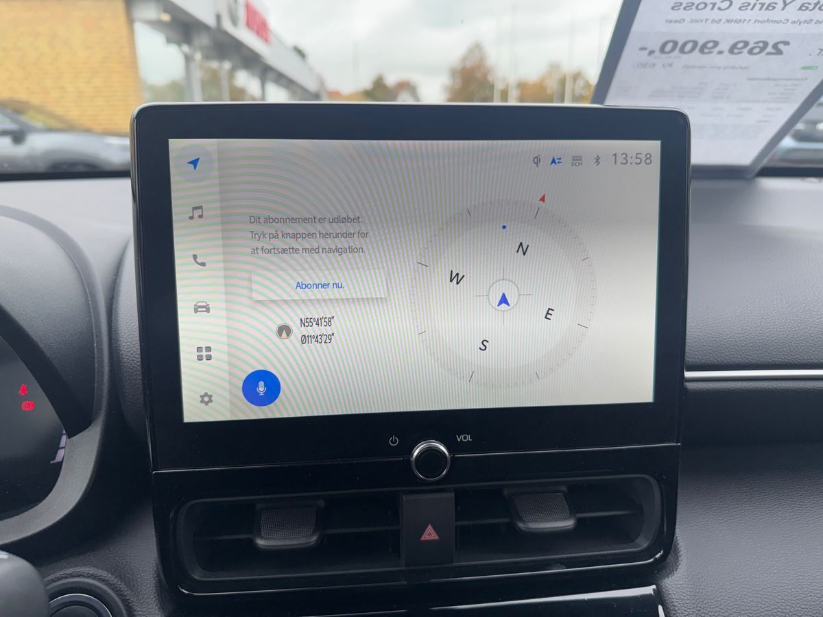 Billede af Toyota Yaris Cross 1,5 Hybrid Style Comfort 116HK 5d Trinl. Gear