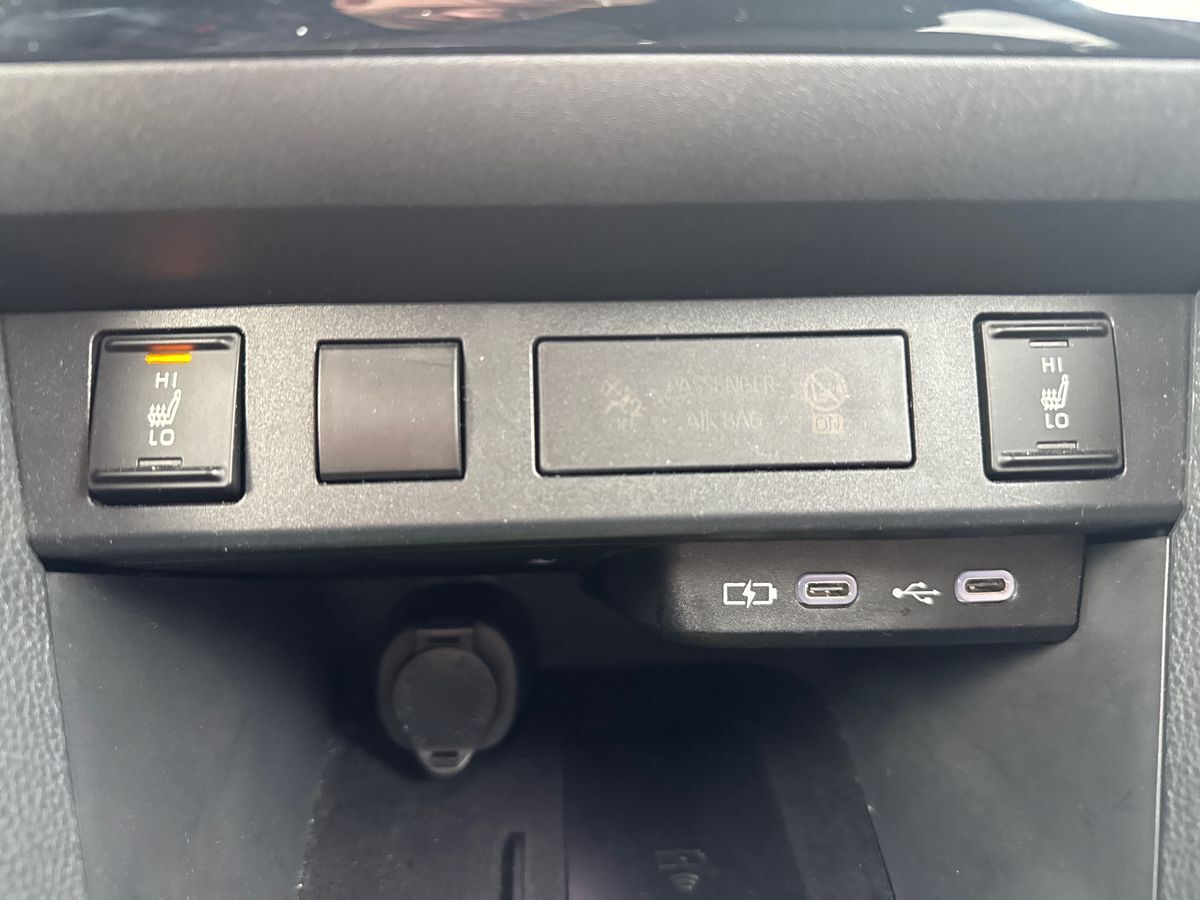 Billede af Toyota Yaris Cross 1,5 Hybrid Style Comfort 116HK 5d Trinl. Gear