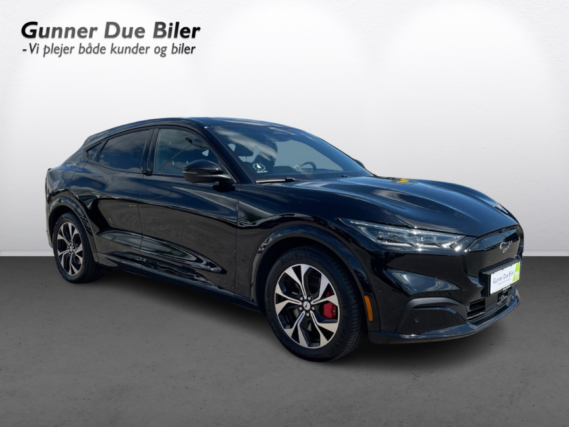 Billede af Ford Mustang Mach-E EL UR Premium AWD 351HK 5d Aut.