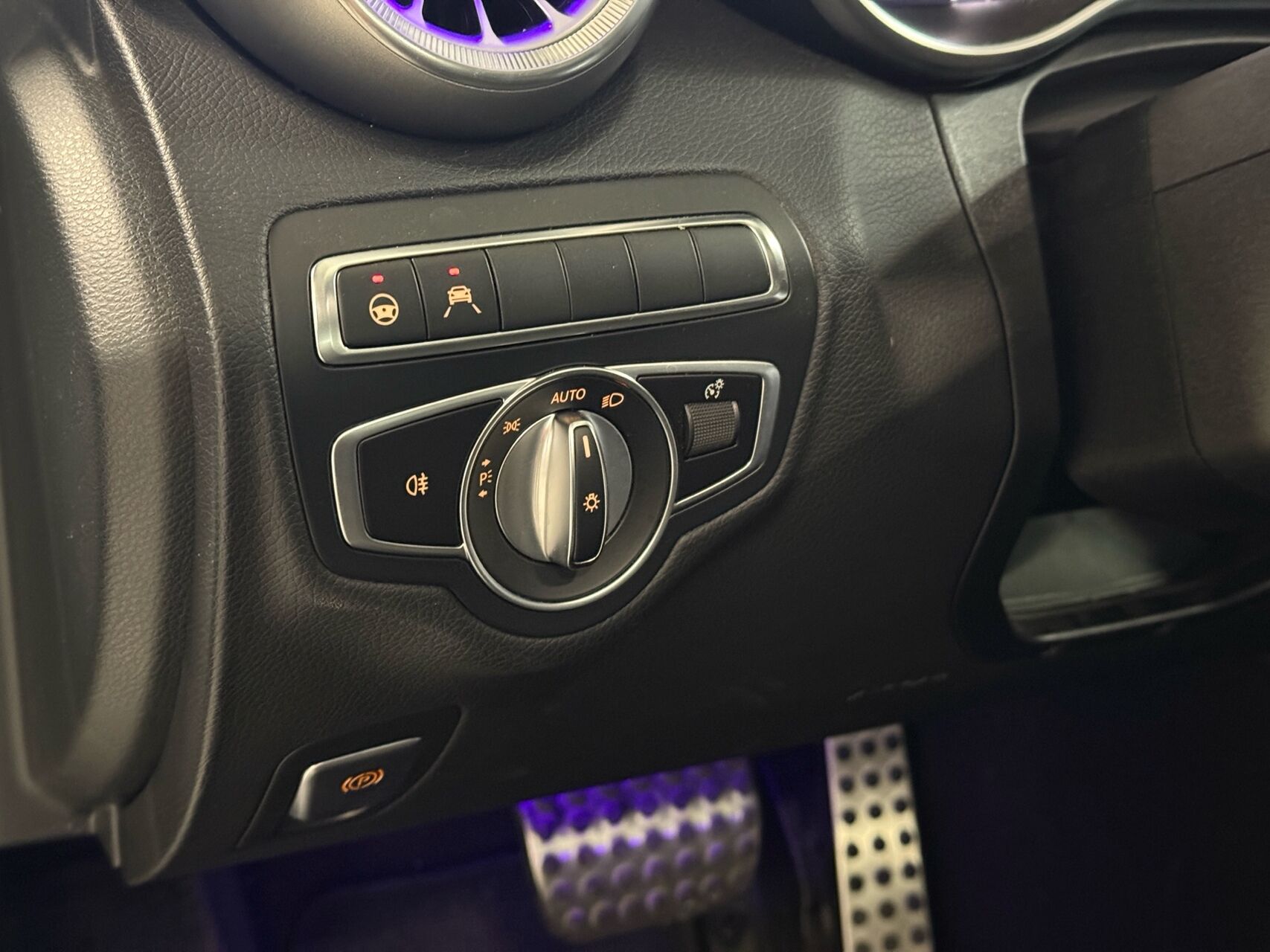 Billede af Mercedes-Benz C220 d 2,0 CDI AMG Line 9G-Tronic 194HK Aut.