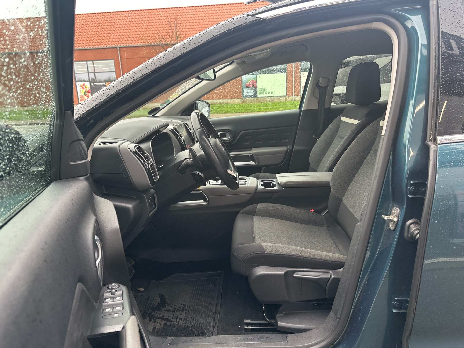 Billede af Citroën C5 Aircross 2,0 Blue HDi Platinum EAT8 start/stop 180HK 5d 8g Aut.