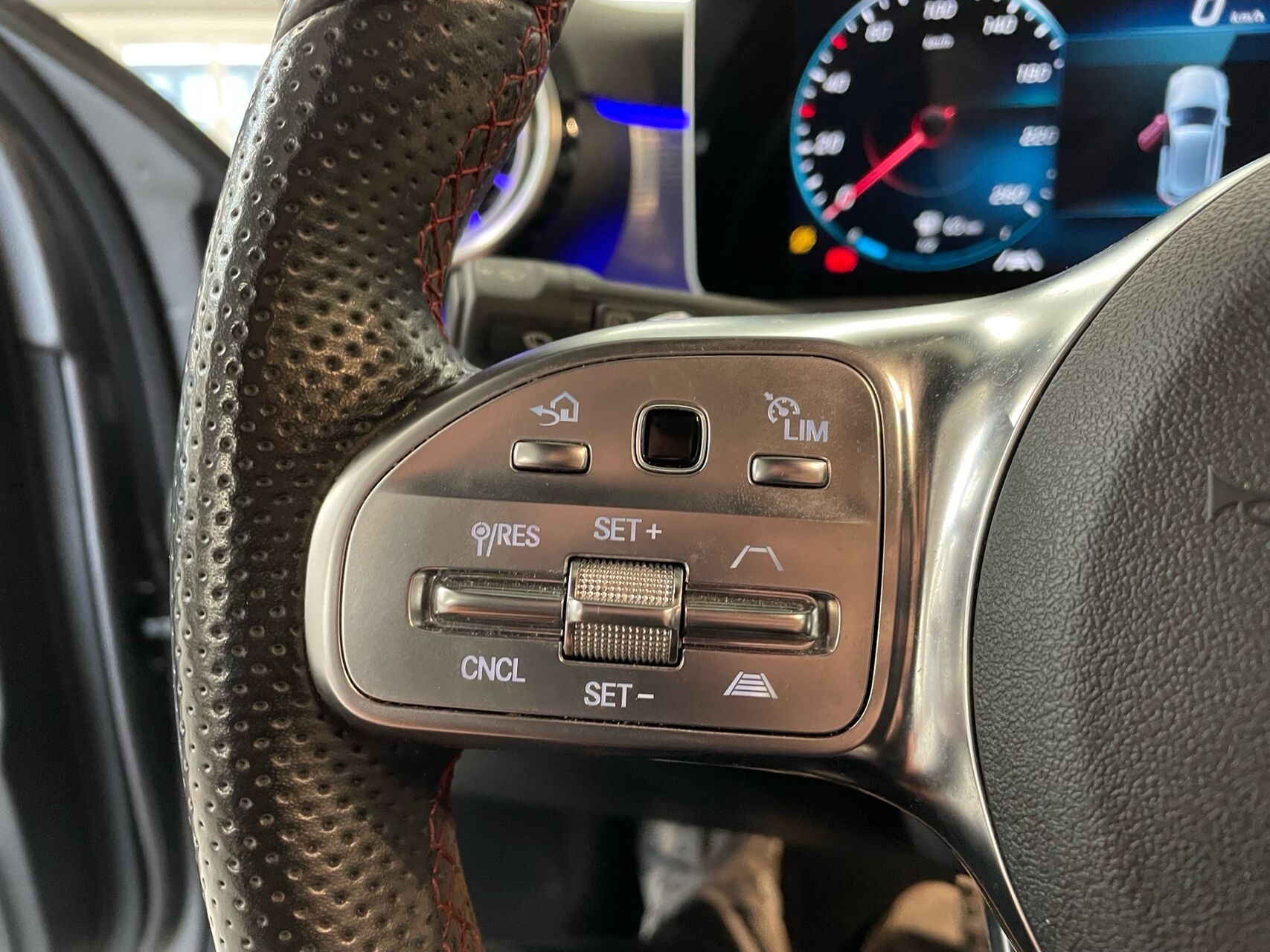 Billede af Mercedes-Benz A250 2,0 AMG Line 7G-DCT 224HK 5d 7g Aut.