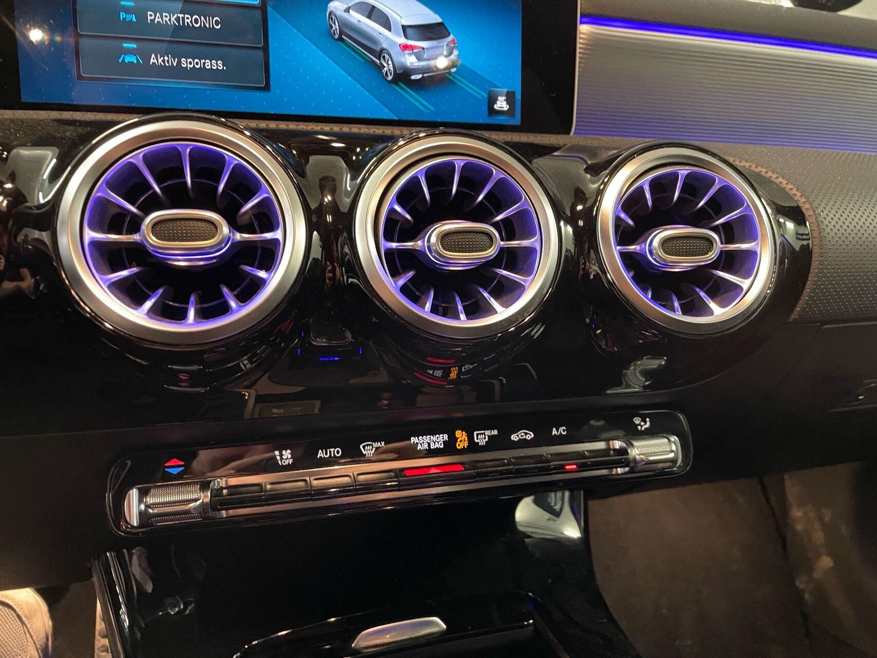 Billede af Mercedes-Benz A250 2,0 AMG Line 7G-DCT 224HK 5d 7g Aut.