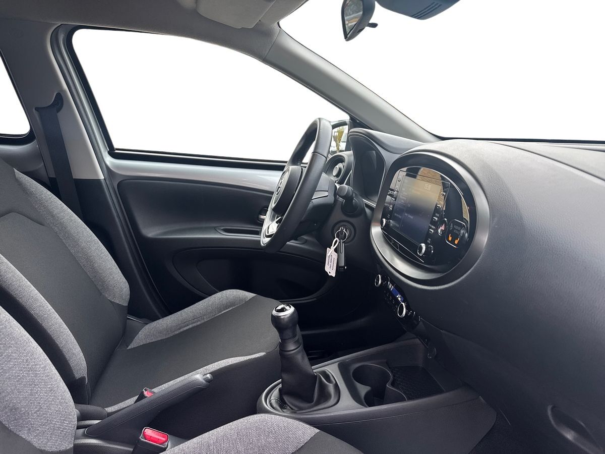 Billede af Toyota Aygo X 1,0 VVT-I Active 72HK 5d