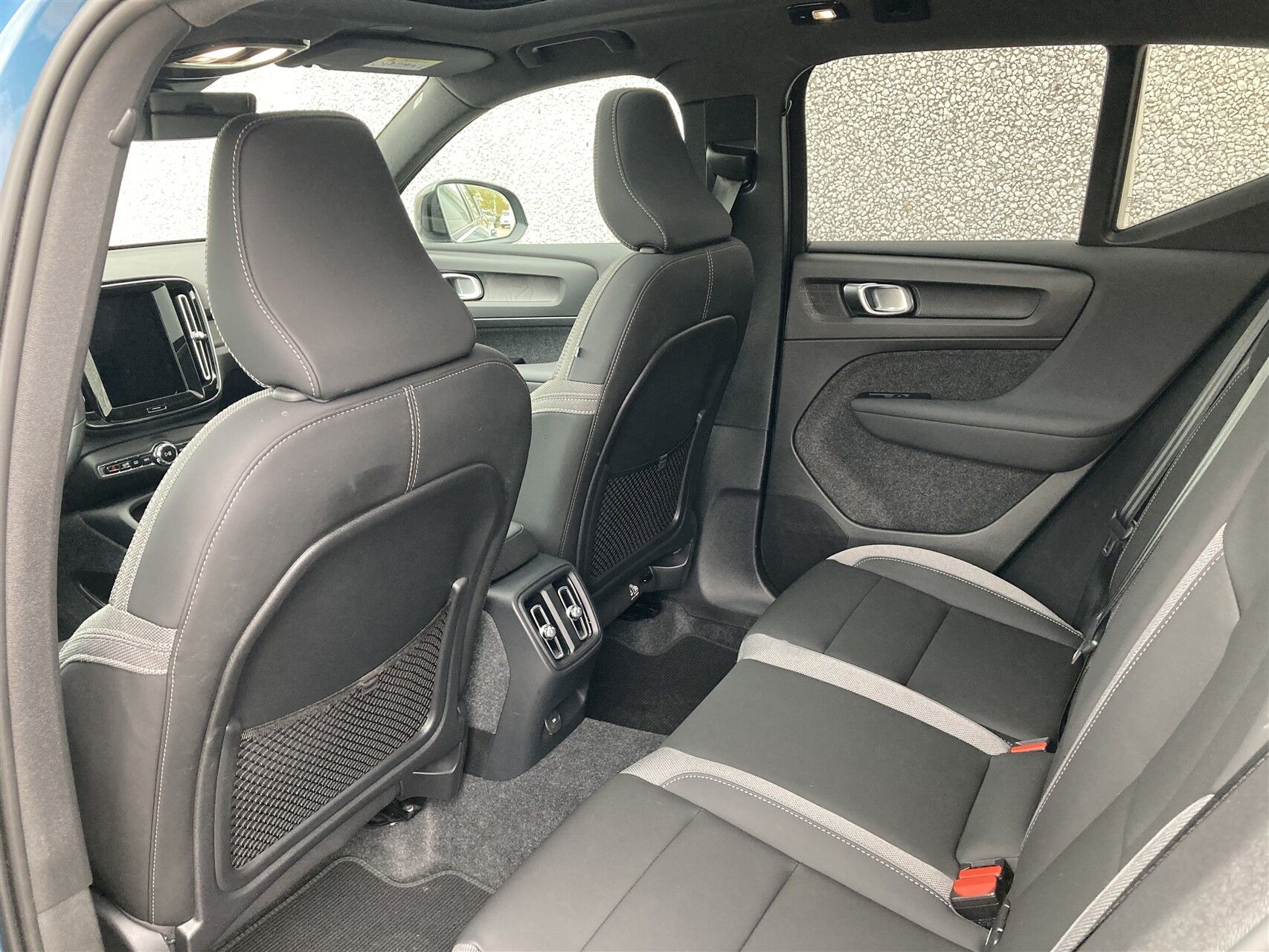 Billede af Volvo XC40 Recharge Twin Engine Plus AWD 408HK 5d Aut.