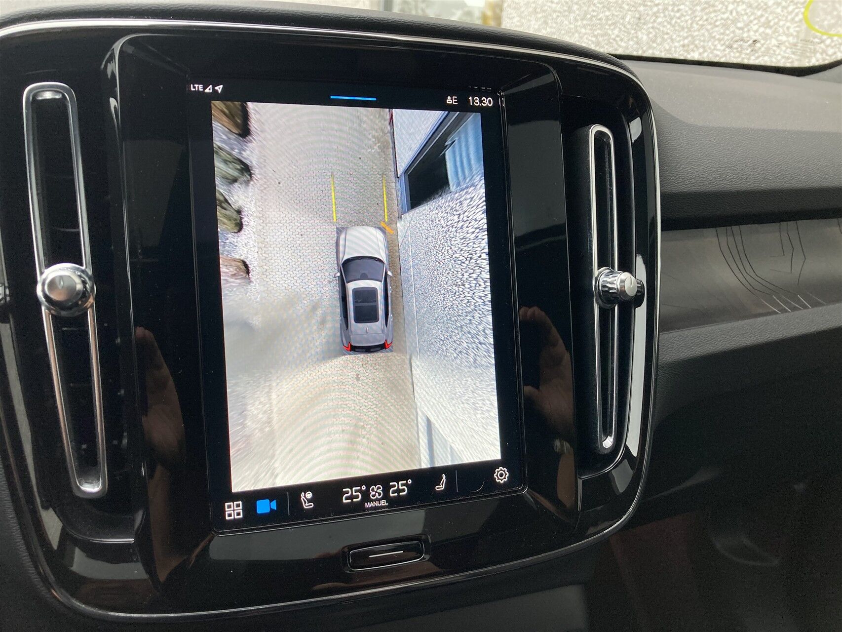 Billede af Volvo XC40 Recharge Twin Engine Plus AWD 408HK 5d Aut.