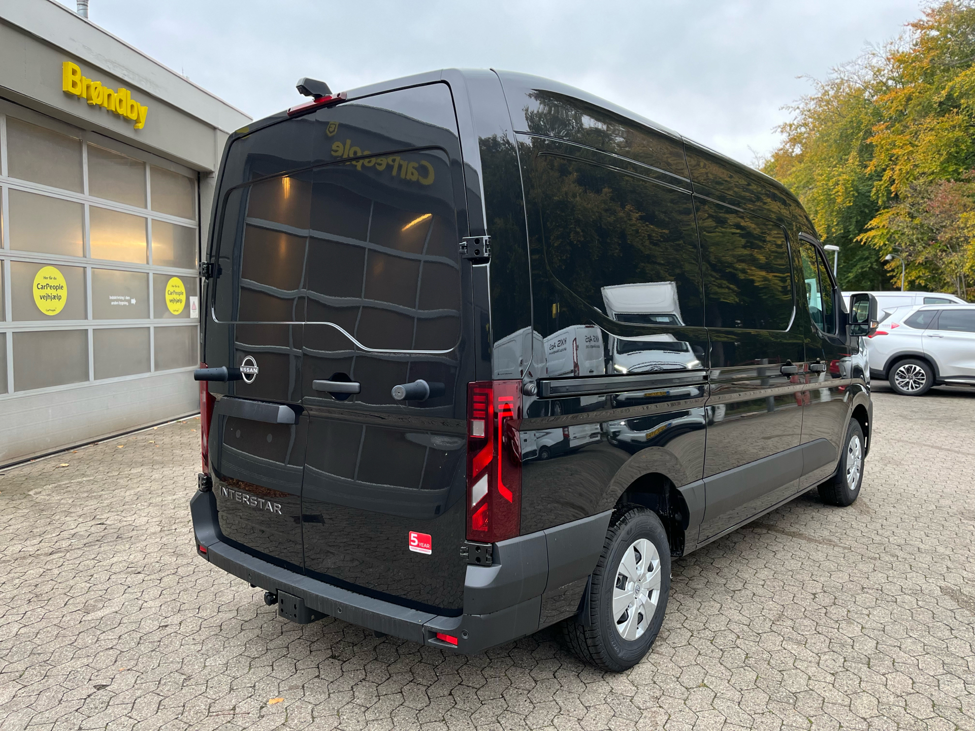 Billede af Nissan Interstar L2H2 2,0 DCi N-Connecta 150HK Van 9g Aut.
