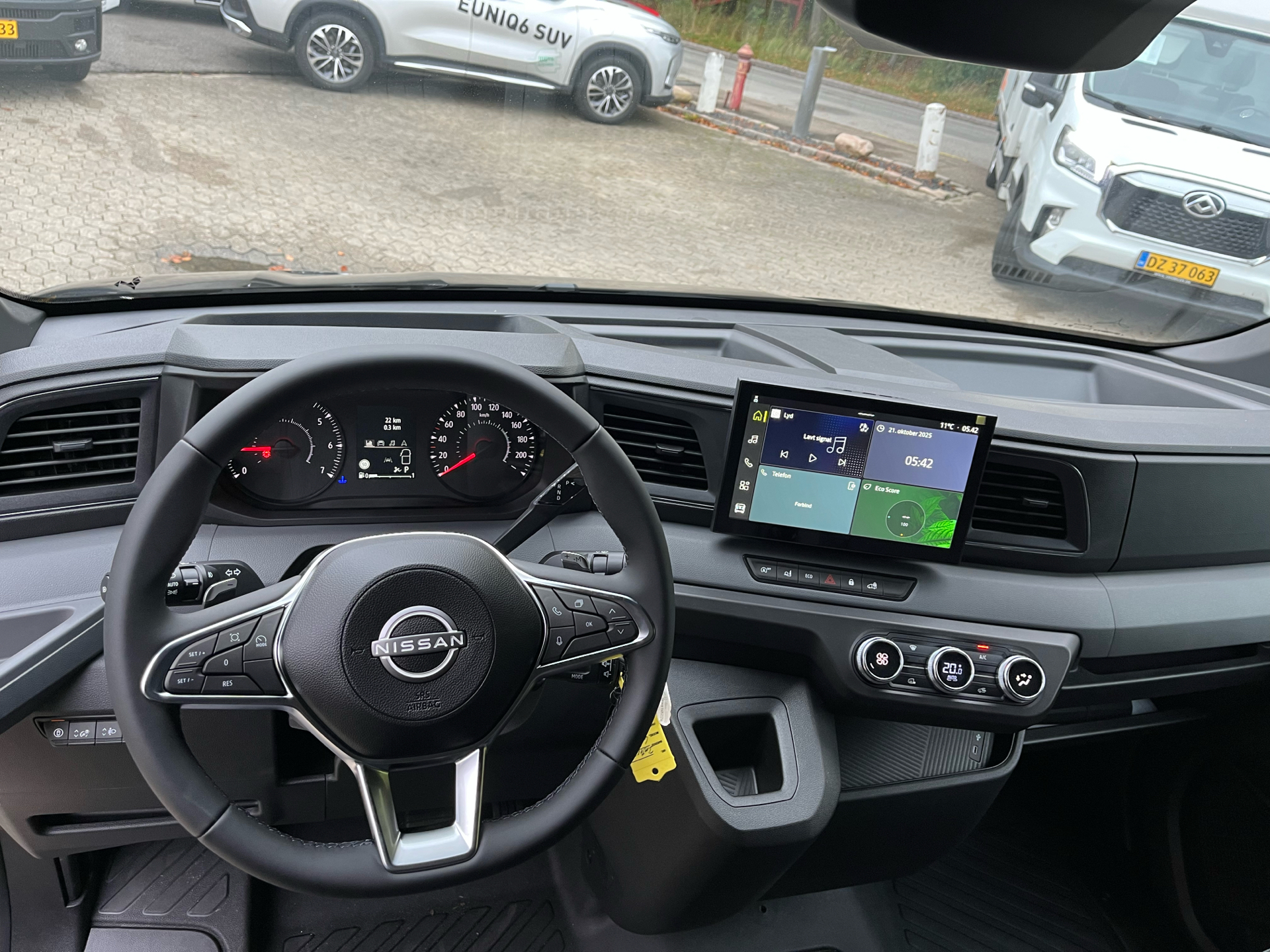 Billede af Nissan Interstar L2H2 2,0 DCi N-Connecta 150HK Van 9g Aut.