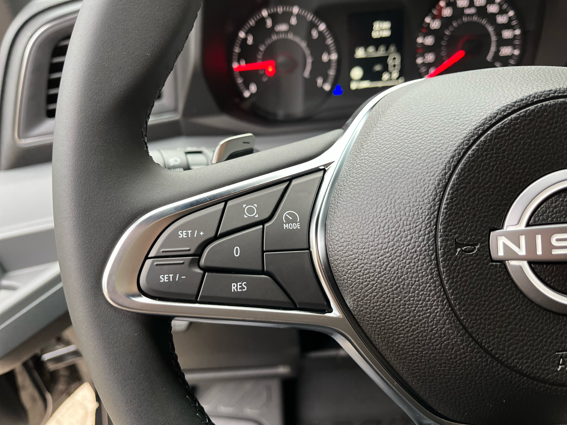 Billede af Nissan Interstar L2H2 2,0 DCi N-Connecta 150HK Van 9g Aut.