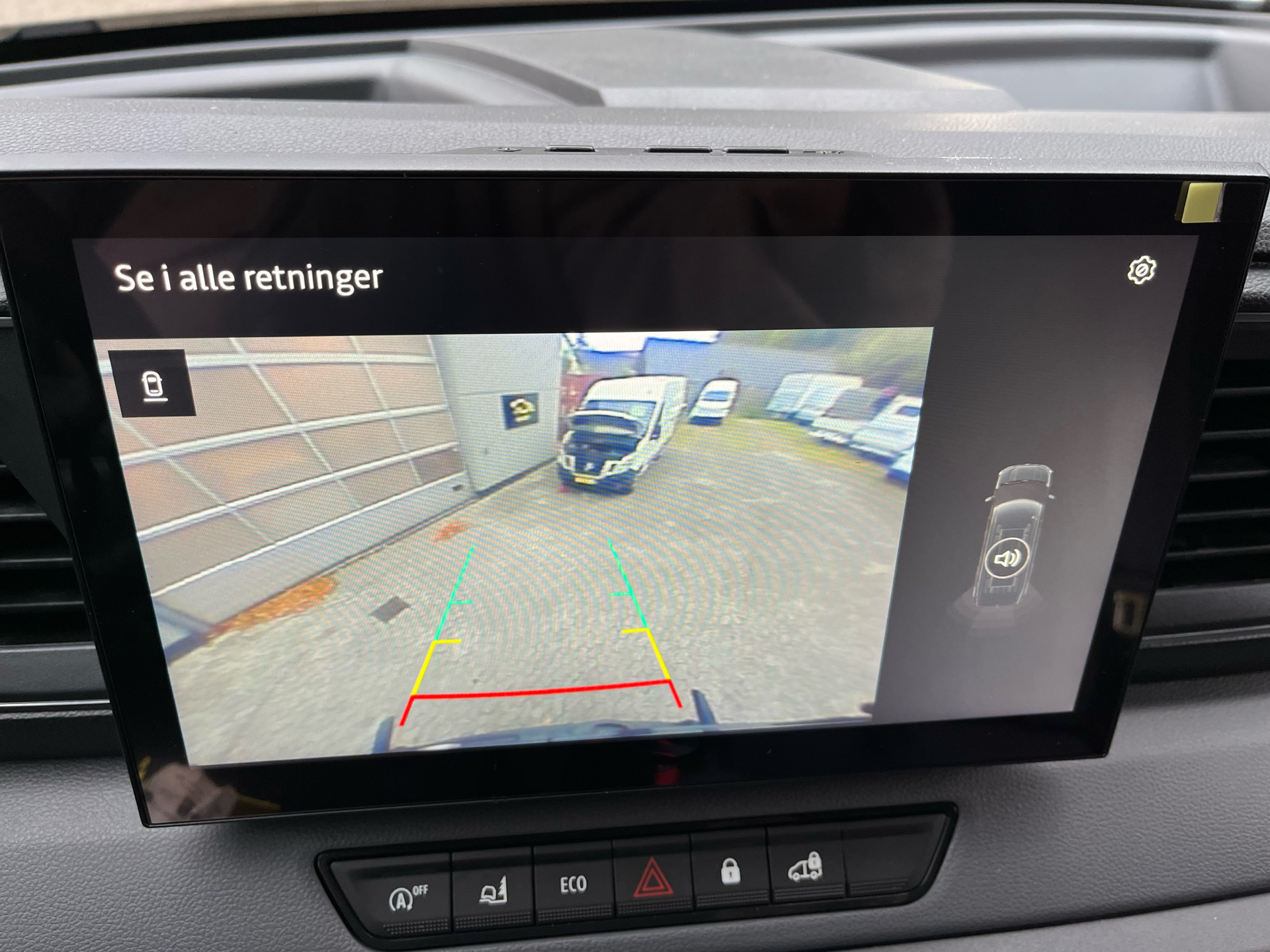 Billede af Nissan Interstar L2H2 2,0 DCi N-Connecta 150HK Van 9g Aut.