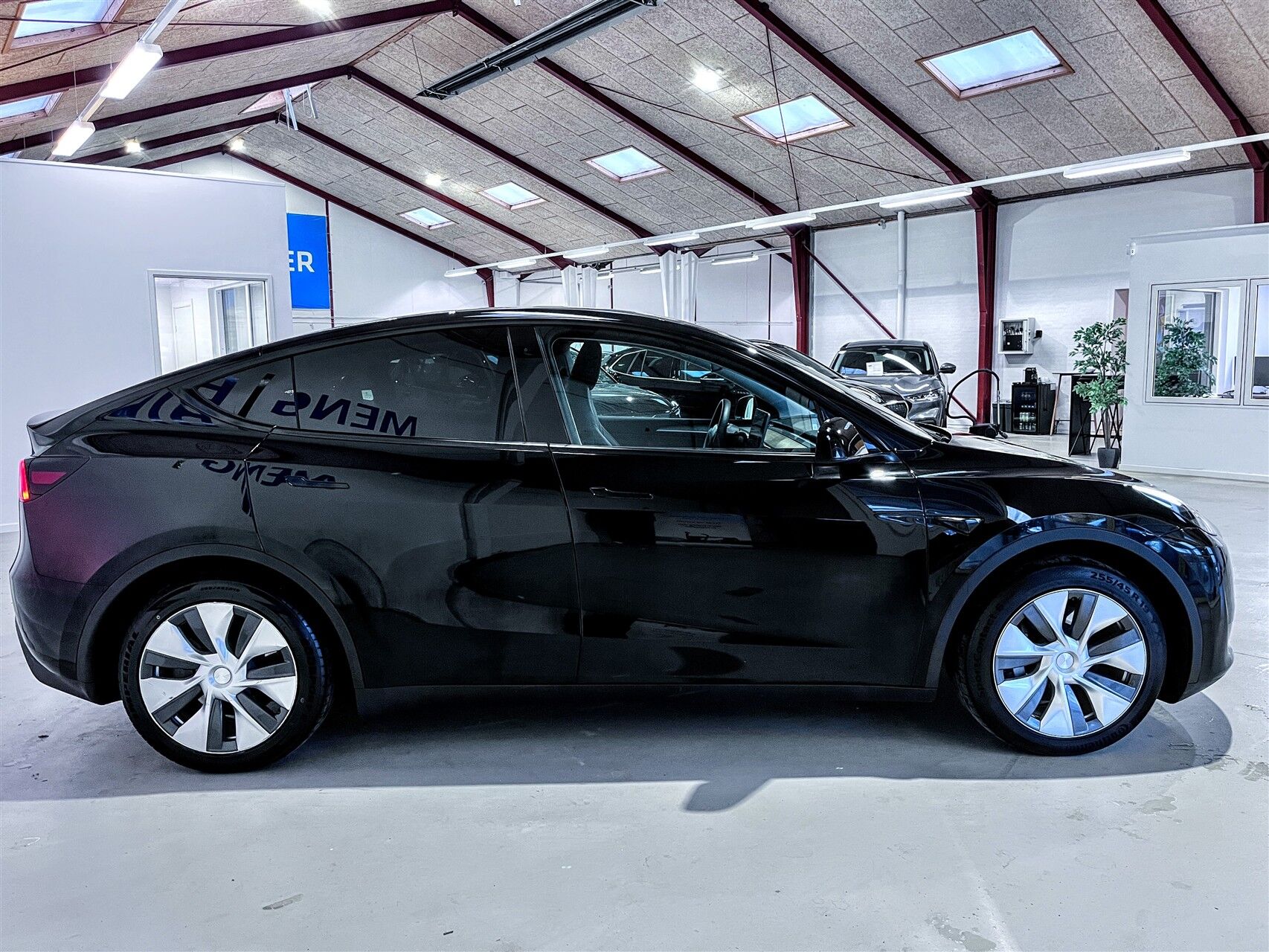 Billede af Tesla Model Y EL RWD 299HK 5d Aut.