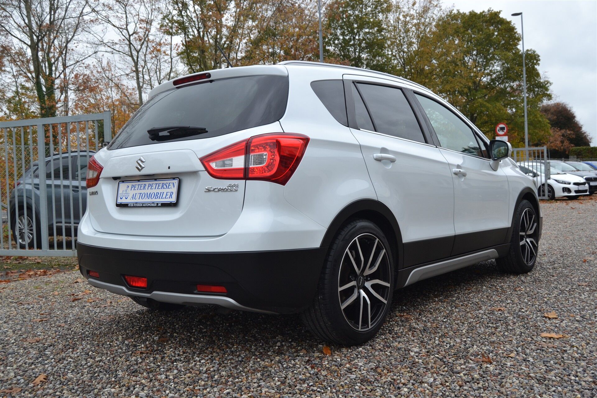 Billede af Suzuki S-Cross 1,0 Boosterjet Active 112HK 5d