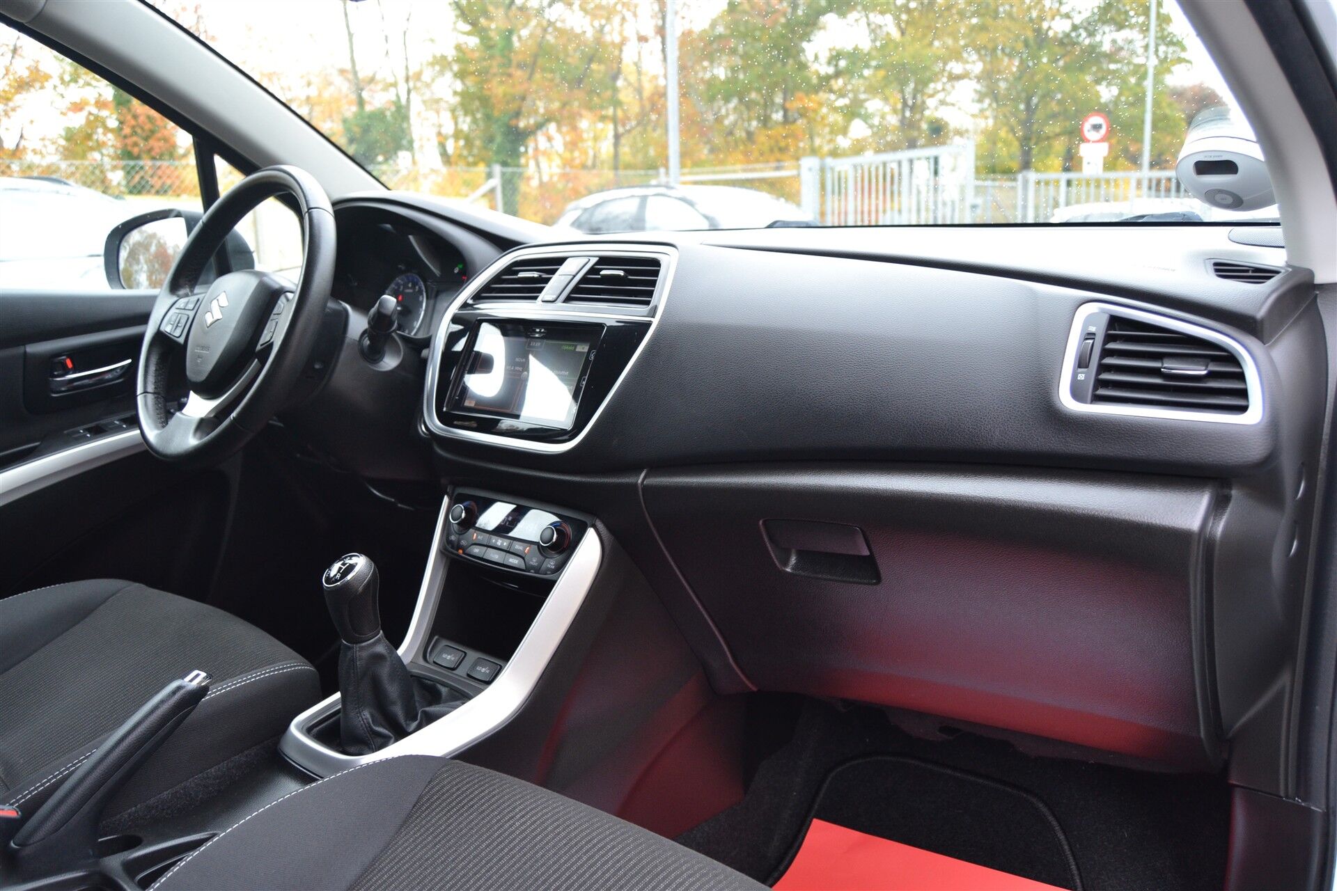 Billede af Suzuki S-Cross 1,0 Boosterjet Active 112HK 5d