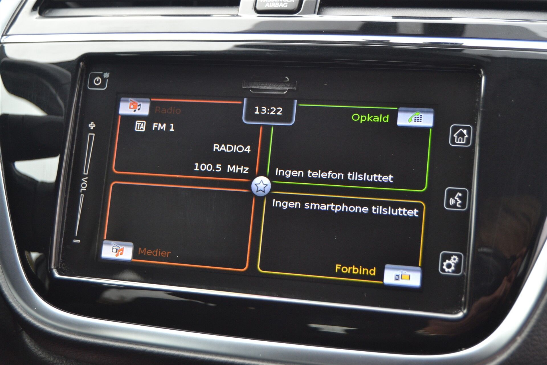 Billede af Suzuki S-Cross 1,0 Boosterjet Active 112HK 5d