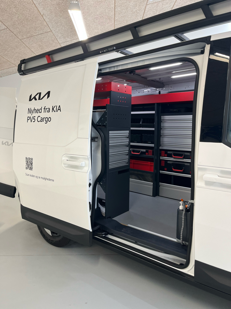 Billede af Kia PV5 Cargo L2H1 EL Standard Range Work 121HK Van Aut.