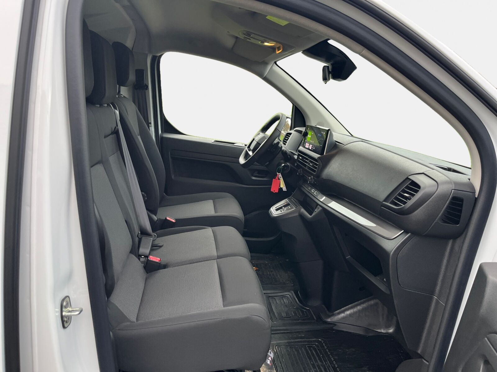 Billede af Toyota Proace Electric Long EL Comfort Master m/ 2 Skydedøre 136HK Van Aut.
