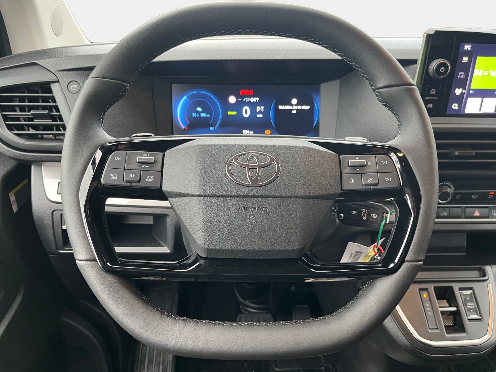 Billede af Toyota Proace Electric Long EL Comfort Master m/ 2 Skydedøre 136HK Van Aut.