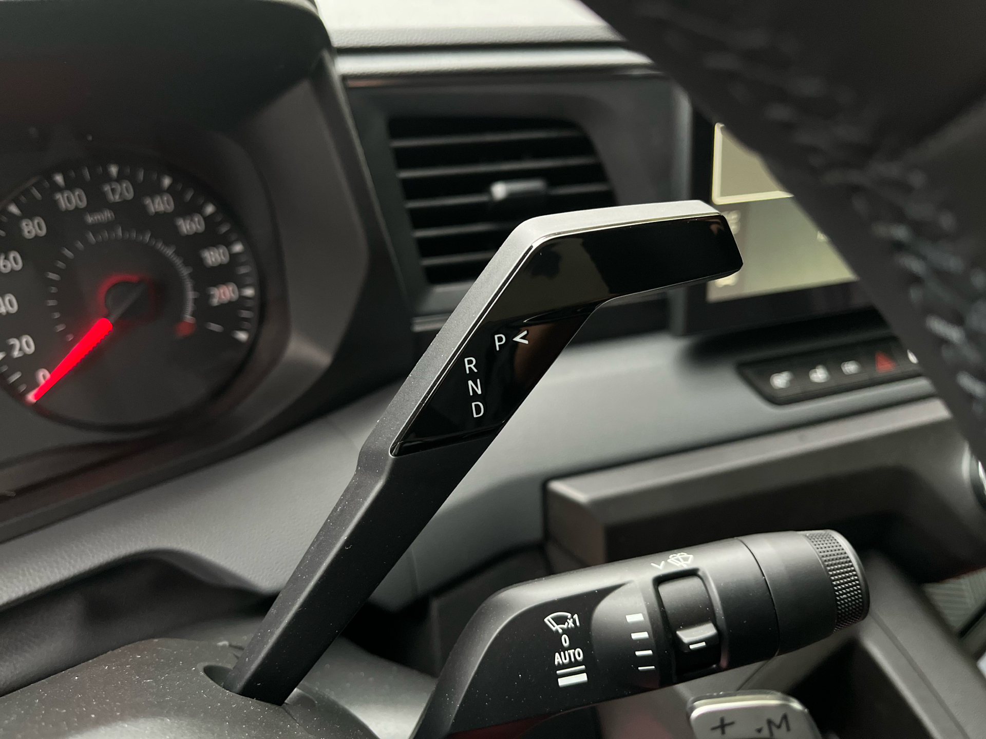 Billede af Nissan Interstar L2H2 2,0 DCi N-Connecta 150HK Van 9g Aut.