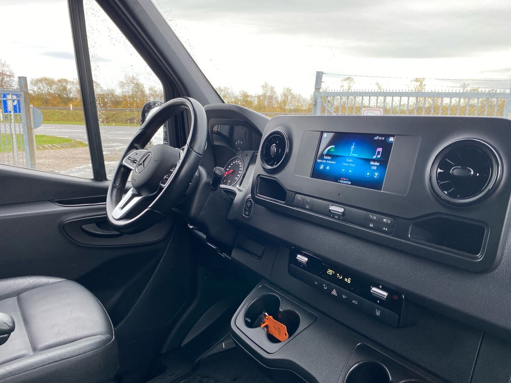 Billede af Mercedes-Benz Sprinter 319 2,0 CDI A2 H2 RWD 9G-Tronic 190HK Van Aut.