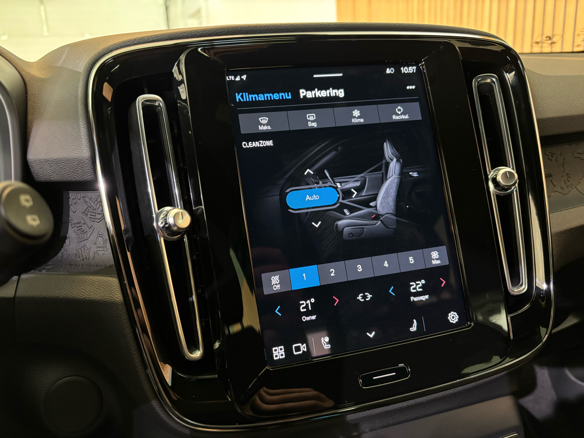 Billede af Volvo XC40 Recharge Extended Range Plus 252HK 5d Aut.