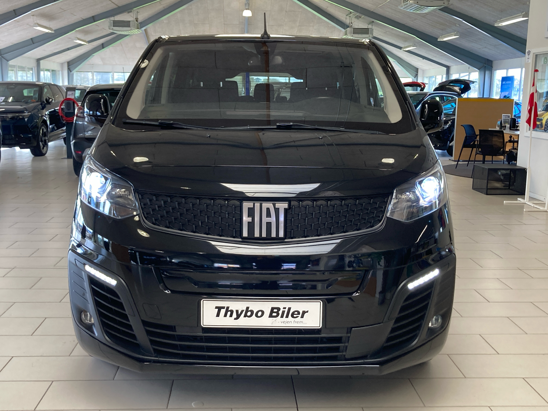 Billede af Fiat Ulysse EL L3 Lounge  136HK Trinl. Gear 