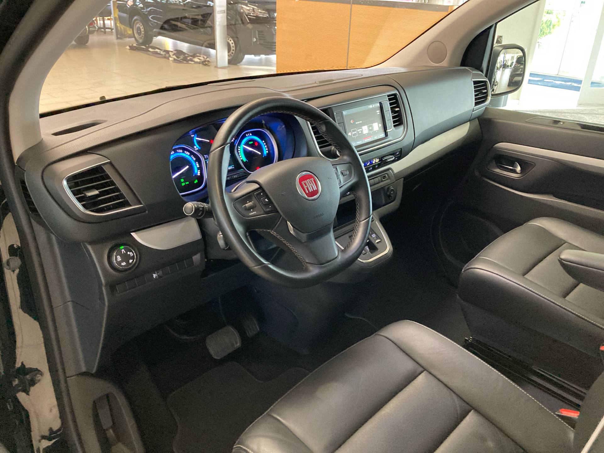 Billede af Fiat Ulysse EL L3 Lounge  136HK Trinl. Gear 