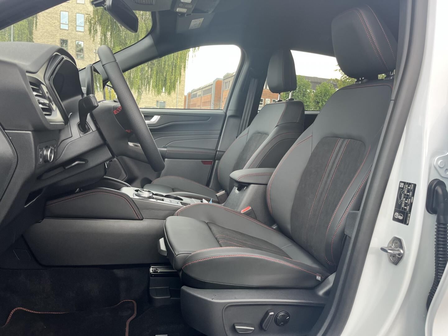 Billede af Ford Kuga 2,5 Plugin-hybrid ST-Line X CVT 243HK 5d Aut.