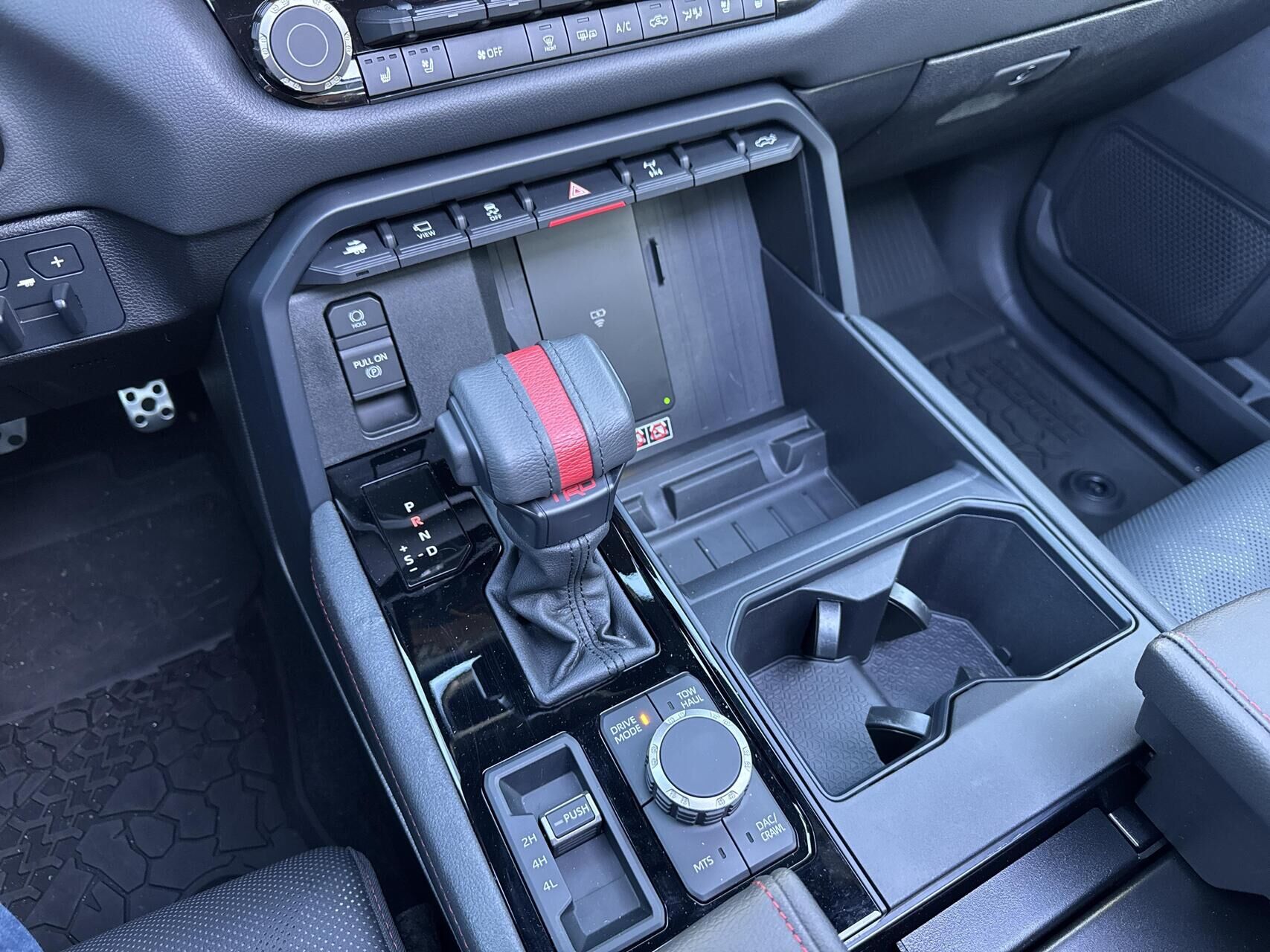 Billede af Toyota Tundra Crew Max 3,4 V6 TRD Pro 4WD 436HK Pick-Up 10g Aut.