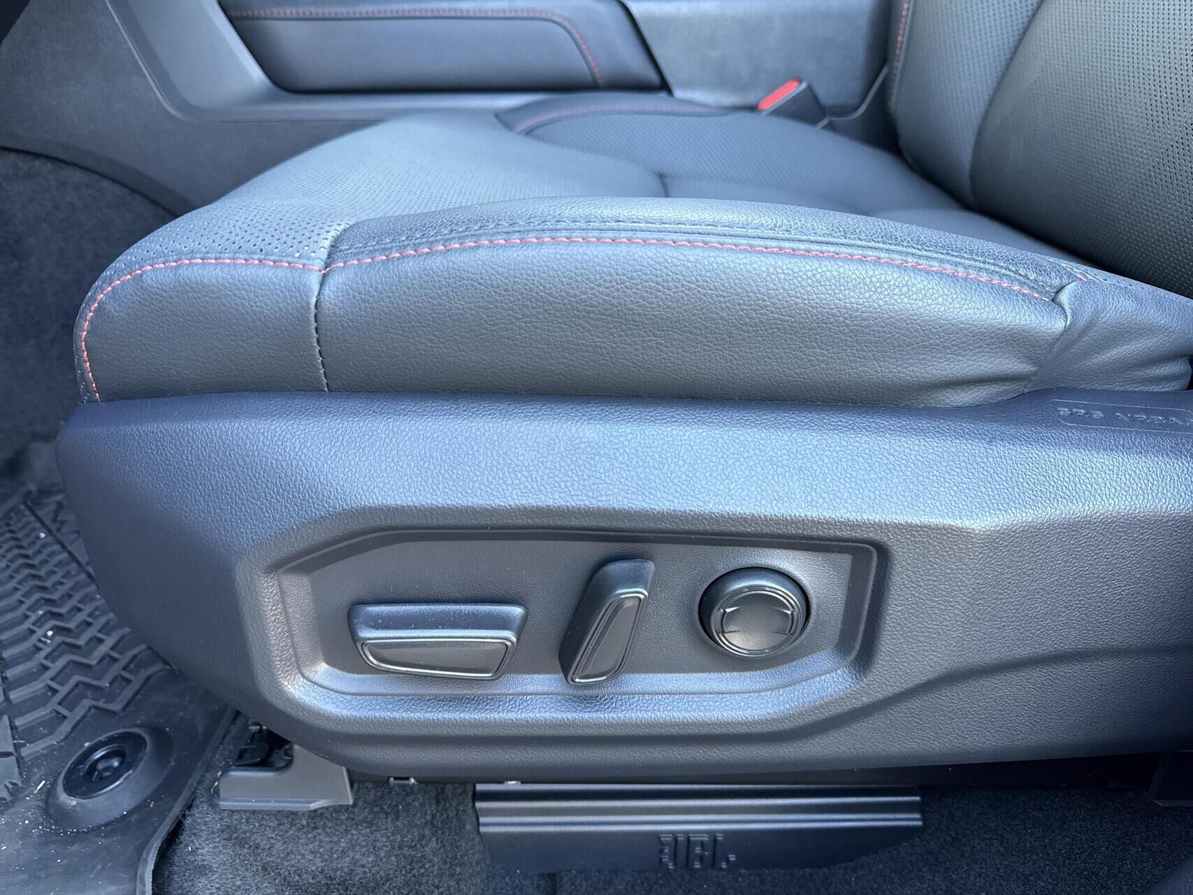 Billede af Toyota Tundra Crew Max 3,4 V6 TRD Pro 4WD 436HK Pick-Up 10g Aut.