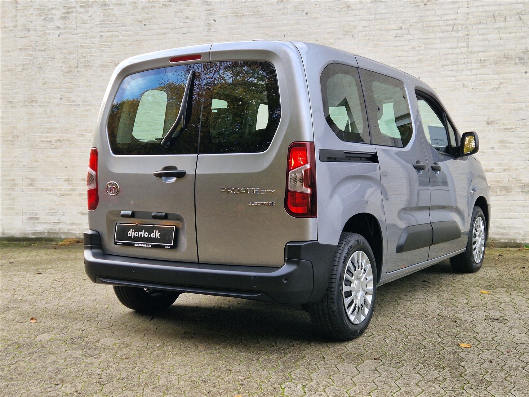 Billede af Toyota Proace City Verso Electric Medium EL 2 Skydedøre 136HK Aut.